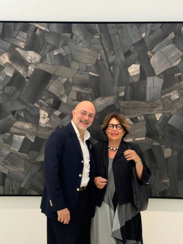 ✨️ Passage de relais ✨️

Après neuf années d’un engagement remarquable comme secrétaire générale de l’association, Marie-Christine Wolf transmet aujourd’hui le flambeau à Henri van Melle,@henrivanmelle élu lors du dernier conseil d’administration.

Nous lui exprimons toute notre gratitude pour le travail accompli et nous réjouissons qu’elle reste pleinement investie au sein du conseil, notamment à travers l’organisation de notre prochain dîner de gala le 8 décembre.

Bienvenue à Henri dans cette nouvelle fonction qu’il exercera au service des élèves, de l’École et de la vie de notre association ✨

#AmisDesBeauxArts #PassageDeRelais #JeuneCréation