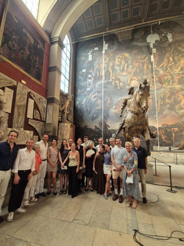 🏆 Les Prix des Amis des Beaux-Arts de Paris 2026 🏆

Le 24 juin 2026, les Amis des Beaux-Arts de Paris ont eu le plaisir de récompenser sept jeunes étudiants des @beauxartsparis

✨ Félicitations aux lauréats :

• Prix Thaddaeus Ropac : Louise Glevéau Guerreiro @lgleveau

• Prix du Portrait Bertrand de Demandolx-Dedons : Margarita Sherstiuk @margarita_sherstiuk

• Prix Weil : Mathis Pettenati @mathis.pettenati

• Prix Khalil de Chazournes : Célia Gonzalez @cily.gonzalez

• Prix Arthur de Baudry d'Asson : Amalia Khalifa @amalia.khalifa

• Prix des Amis (décerné par les adhérents) : Mathieu Santori-Lamberti @mathie.santori

• Prix François Masson : Alexandra Willis
@alex_willlis_

Depuis 2008, l'Association des Amis des Beaux-Arts de Paris soutient la jeune création en décernant chaque année des prix à des étudiants de 3ᵉ et 5ᵉ année, sélectionnés par un jury composé de personnalités du monde de l'art contemporain.

En 2026, sept prix de 5 000 € ont été remis grâce à la fidélité et à la générosité de nos mécènes, que nous remercions chaleureusement pour leur engagement en faveur de la création émergente.

🙏 Merci également aux membres du jury 2026 :

@audedebourbon , Alice Vaganay @galerie_suzanne_tarasieve, @joelriff stéphane_Ibars et @jeanclaracq

Toutes nos félicitations aux lauréats et un immense merci à nos mécènes, à notre jury, à nos adhérents ainsi qu'à l'École des @beauxartsparis pour leur précieux soutien.

#LesAmisDesBeauxArtsDeParis #BeauxArtsDeParis #ArtContemporain #JeuneCréation EmergingArtists Prix2026 Art ContemporaryArt SoutienAuxArtistes Culture Création Paris
